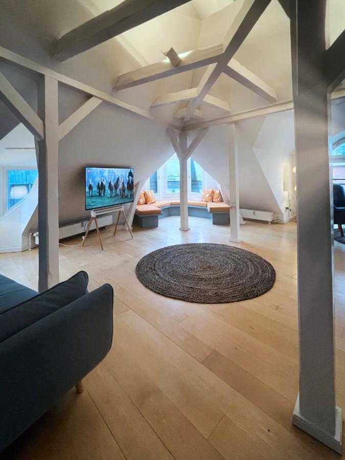 Loft-panoramablick-hafen & Elbe! Appartement